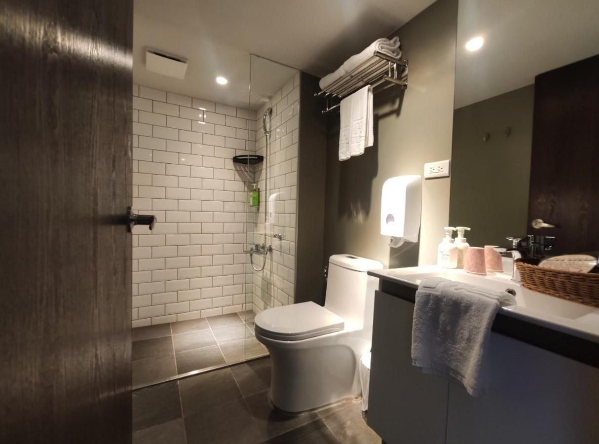 Doudian Ddinn Hotel Taichung Bagian luar foto