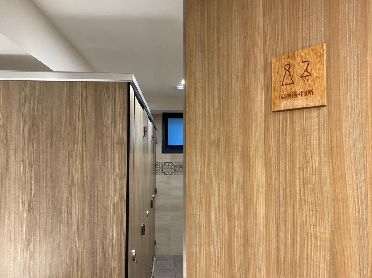 Doudian Ddinn Hotel Taichung Bagian luar foto
