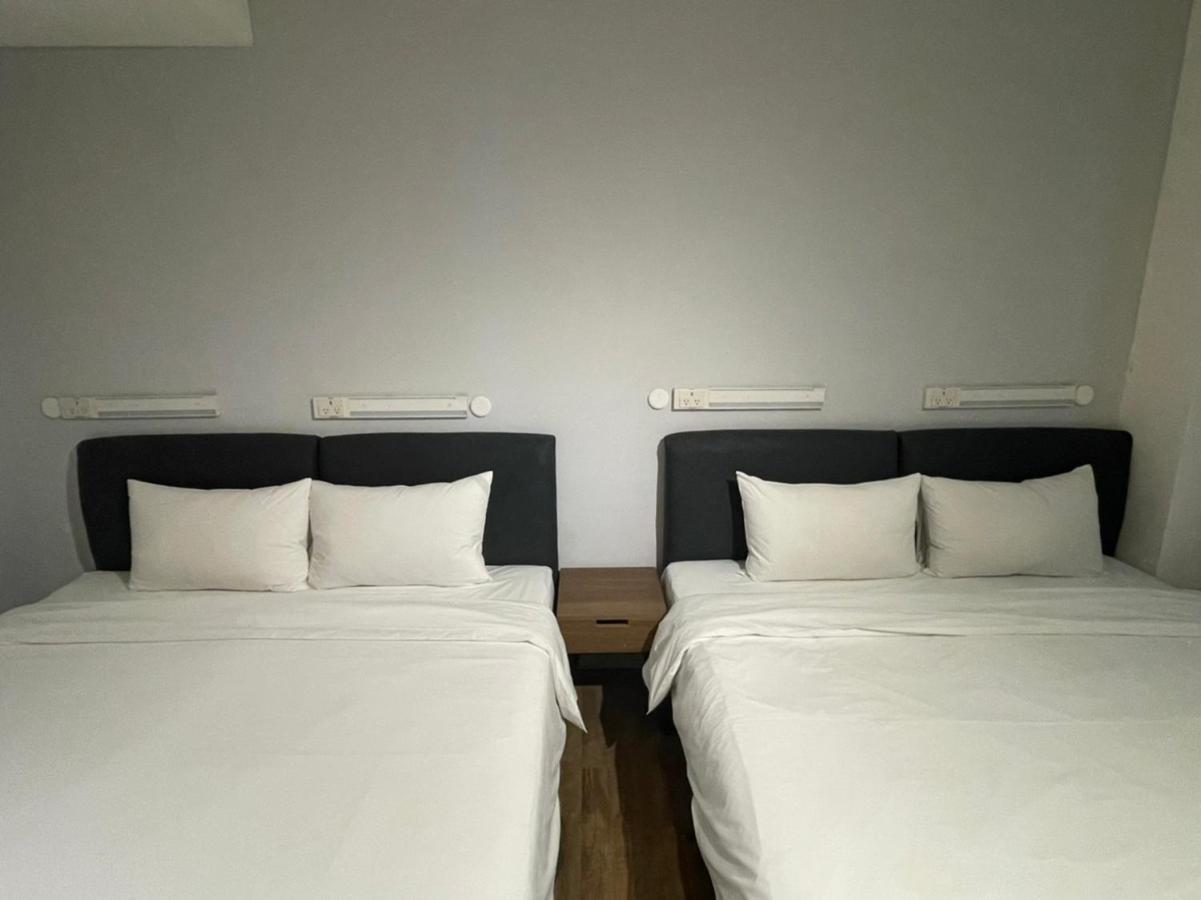 Doudian Ddinn Hotel Taichung Bagian luar foto