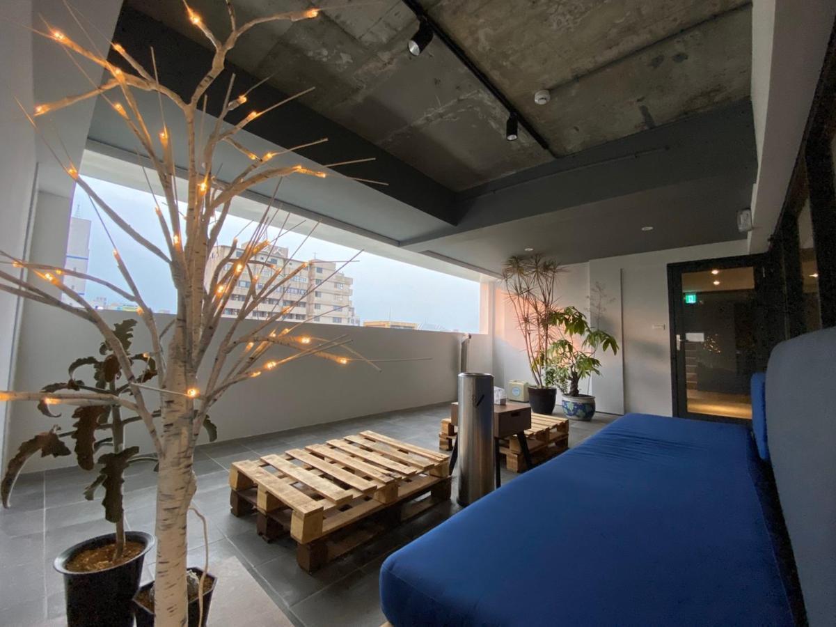 Doudian Ddinn Hotel Taichung Bagian luar foto